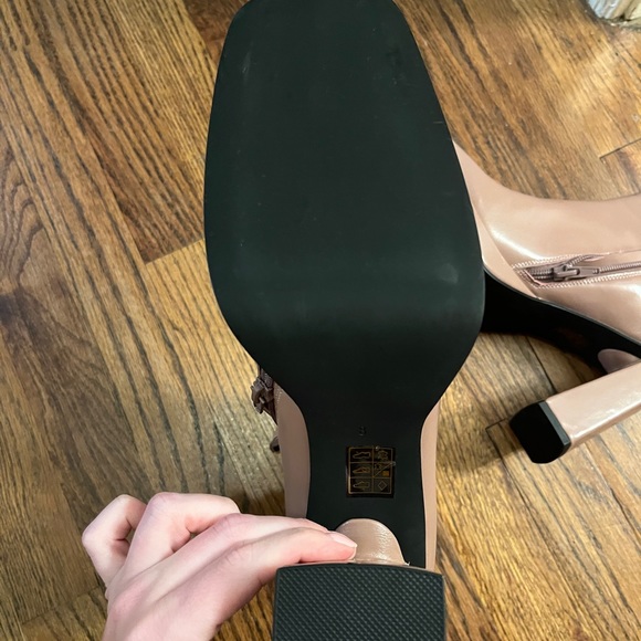 NWOT Jefferey Campbell Maximal-Lo Boots in Pink, Size 8 - Picture 10 of 12